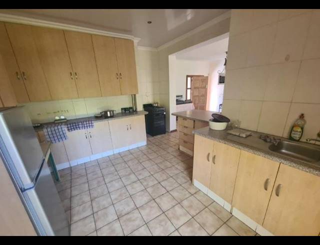 3 BEDROOM HOUSE FOR SALE IN ARCON PARK